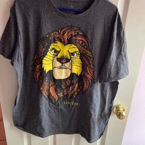Disney Gray Lion King Graphic Tee